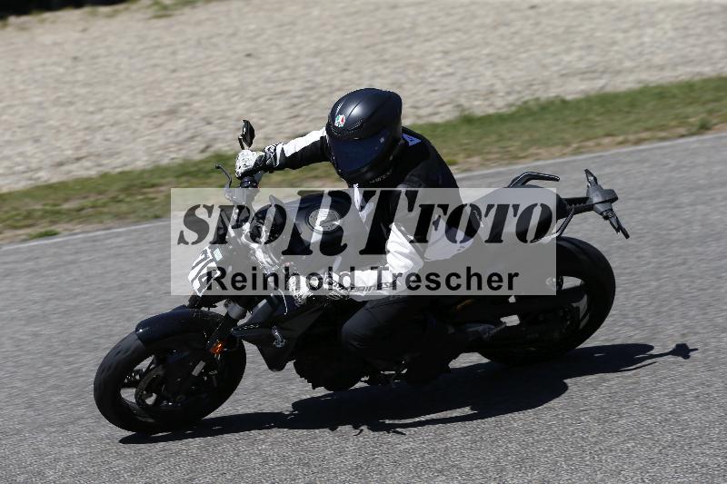 /15 22.05.2026  Plüss Moto Sport  Discover the Bike ADR /Gruppe gruen - Bike 1/74